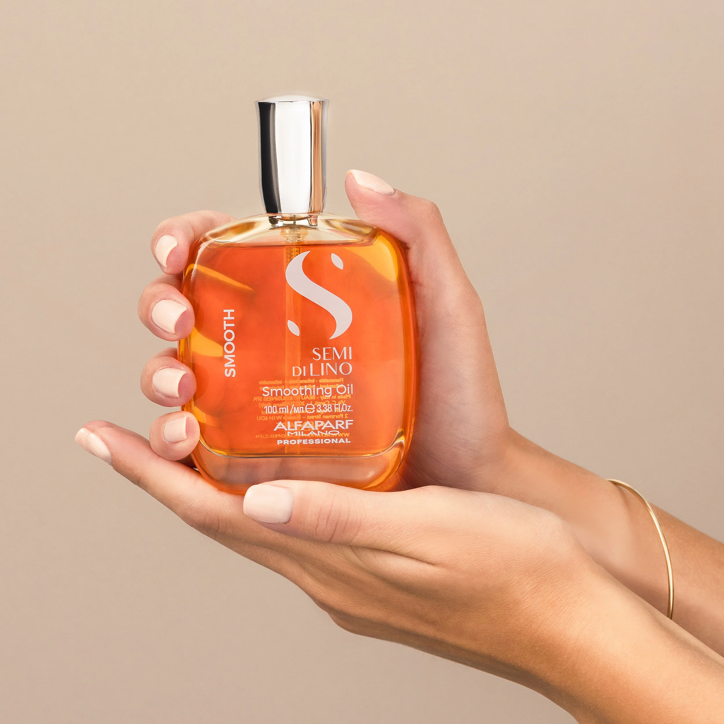 Smooth Smoothing Hair Oil - Image 4